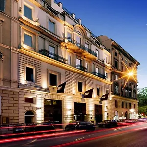 **** Отель Leon's Place In Италия